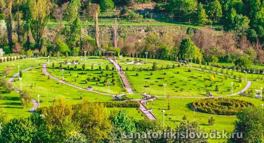 Санаторий Заря Кисловодск. Территория