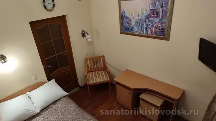 Санаторий Колос Номер 1 категория с балконом, корпус 1